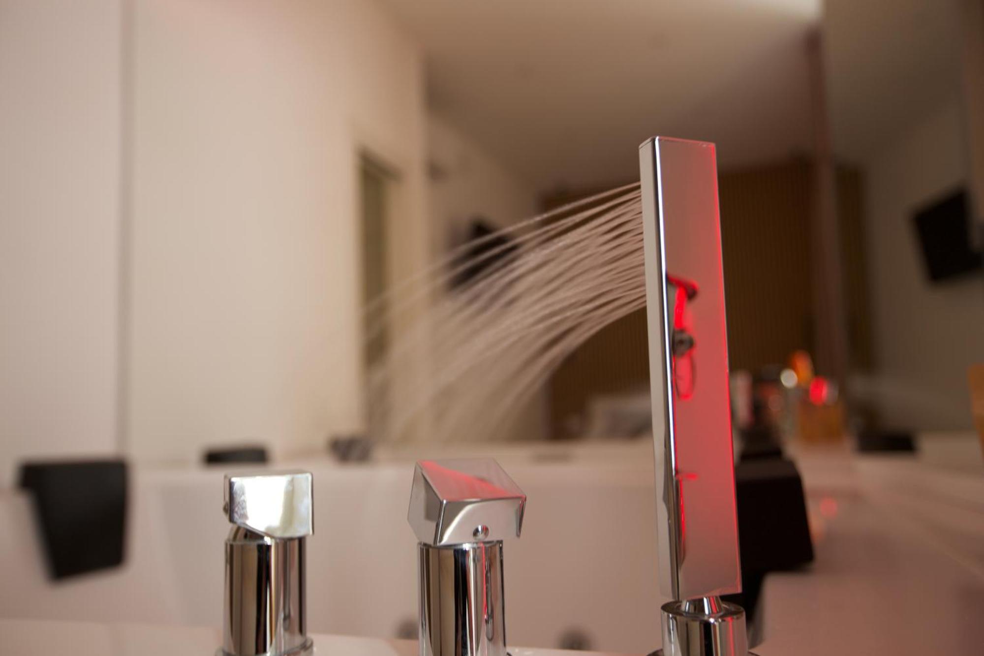 נאפולי Scugnizzo Apartment מראה חיצוני תמונה