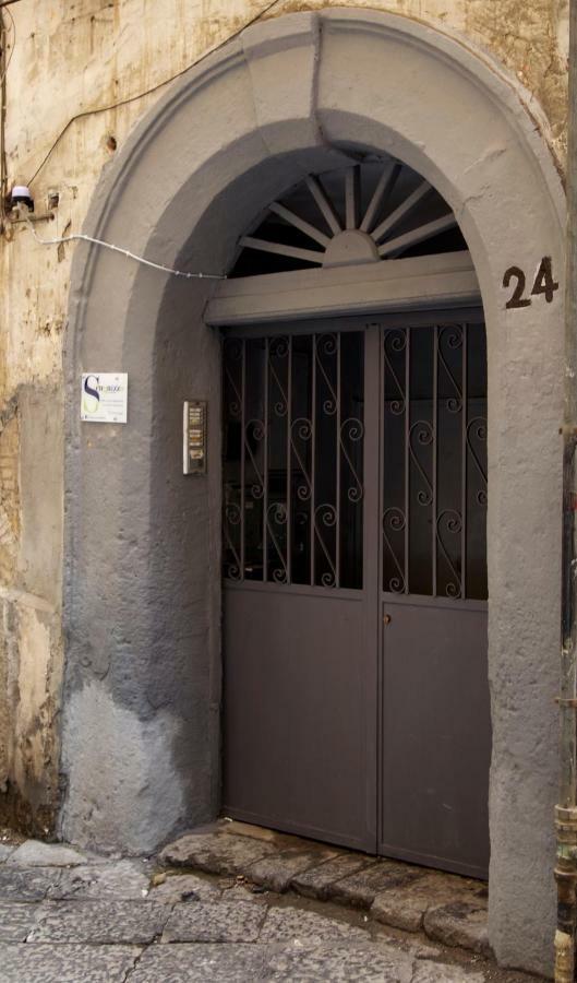 נאפולי Scugnizzo Apartment מראה חיצוני תמונה